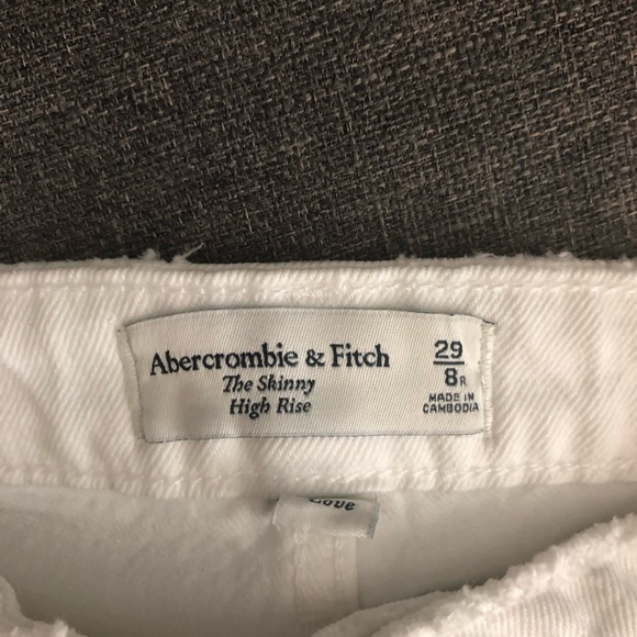 Abercrombie Curve Love High-Rise Skinny Jeans - Picture 2 of 5